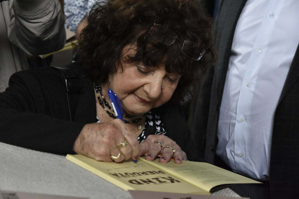 Supravieţuitoare a Holocaustului, lansare de carte la Rădăuţi
