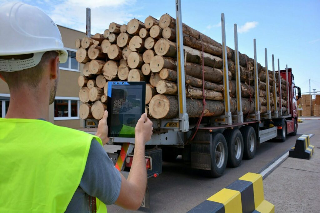 Comunicat: Holzindustrie Schweighofer: O îmbunătățire constantă a unui sistem robust de due diligence pentru livrarea de material lemnos în România – ofertă de colaborare cu organizațiile non-guvernamentale