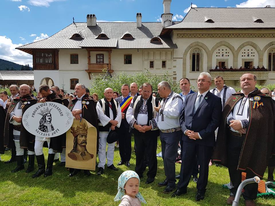 Programul Ştefanian: 300 de pelerini, la Mănăstirea Putna