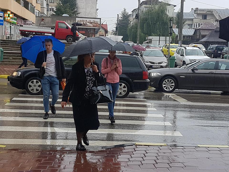 13 ore de instabilitate atmosferică
