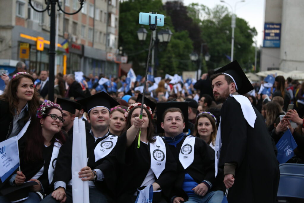 9 iulie, prima zi de înscriere la USV