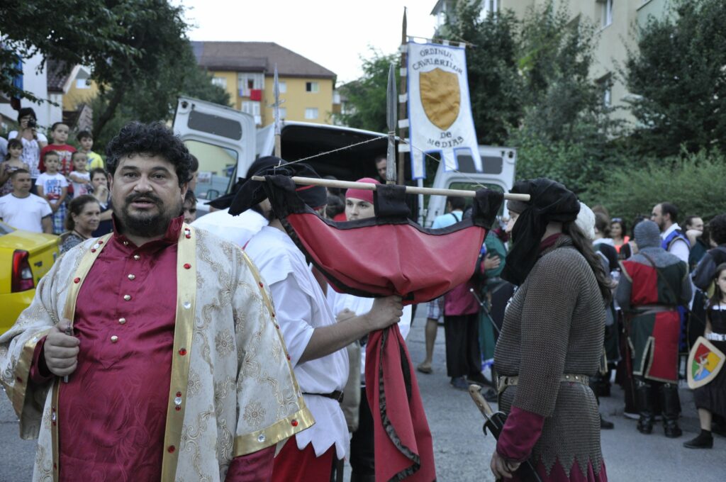 459 de domniţe şi cavaleri, la Festivalul Medieval de la Suceava