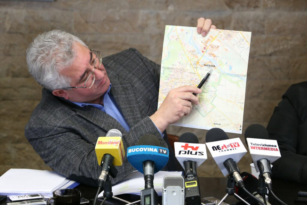 Dezbateri în CL despre construirea unui nou pod peste Suceava