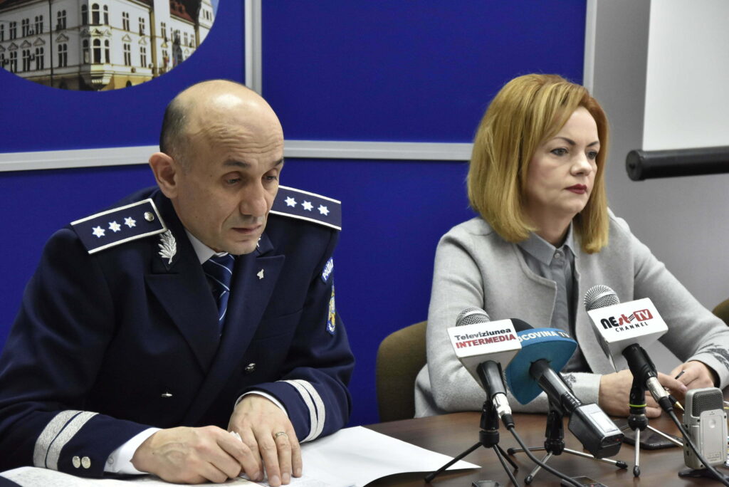 Patrule de poliţie în zona discotecilor, la miezul nopţii, pentru prevenirea accidentelor de circulaţie