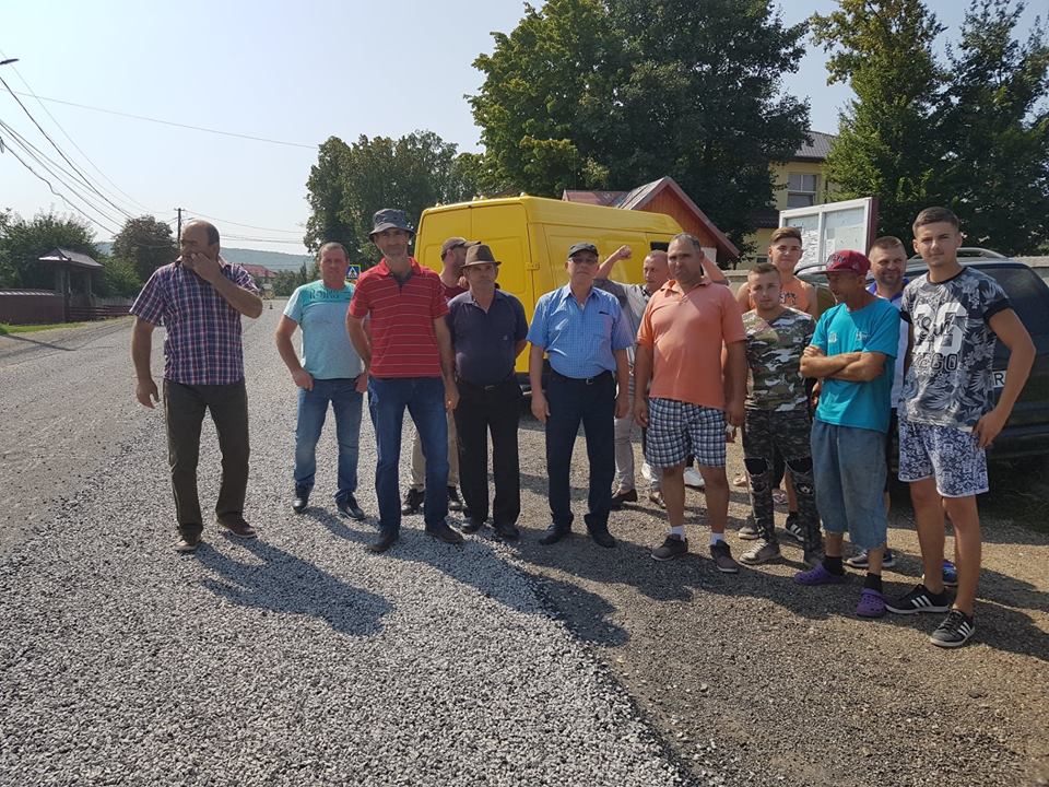 Deputatul Balan, interpelare pentru drumul din Adîncata