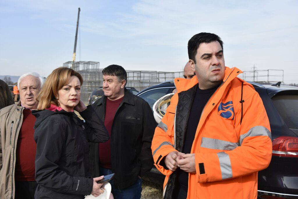 Ministrul Transporturilor, atac la preşedintele CJ Suceava