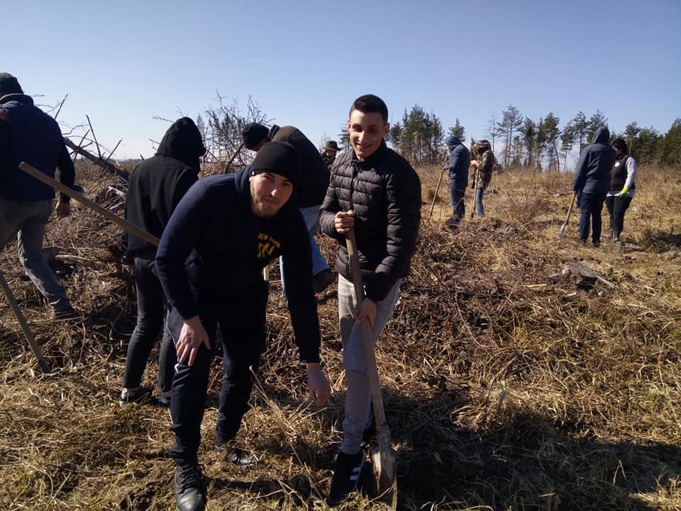 USR, 300 de pomi plantaţi, la Todireşti