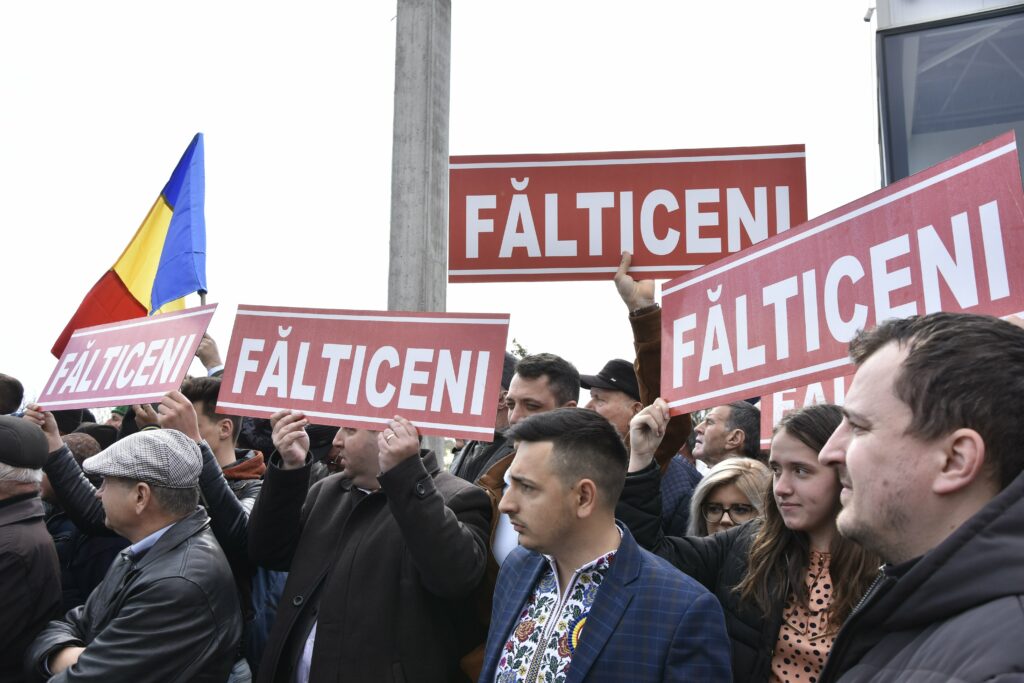 Despre Fălticeni, Dumbrăveni şi primarul Coman