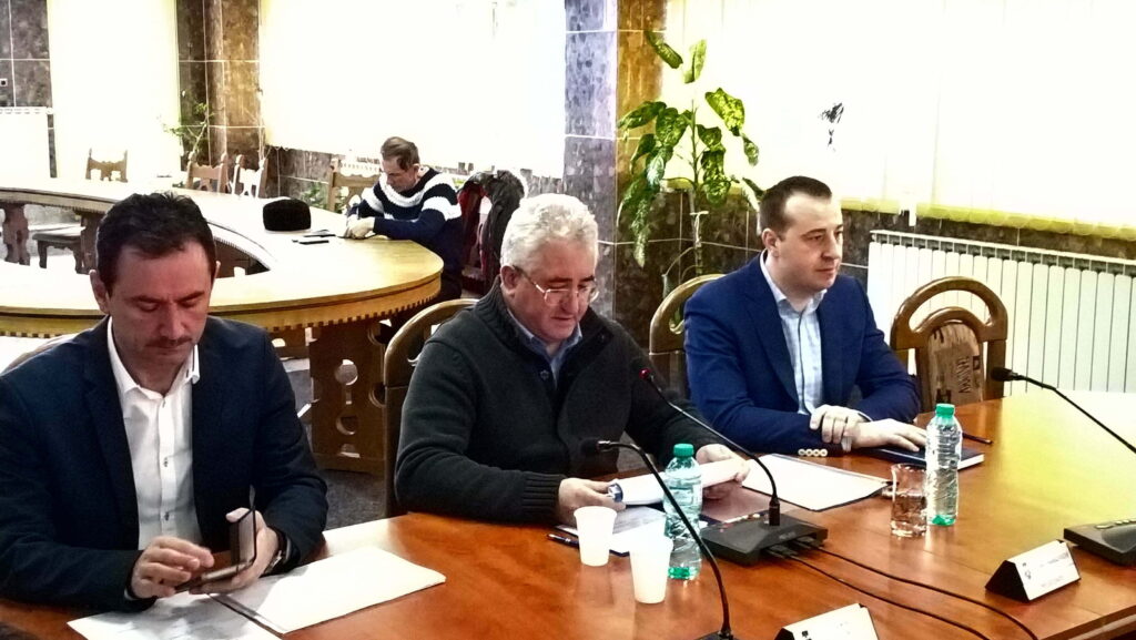 Au vorbit Ion Lungu şi Lucian Harşovschi. Îl aşteptăm şi pe Marian Andronache