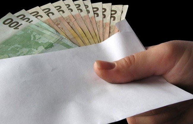 Vindecaţi-l pe şpăgarul Sucevei!