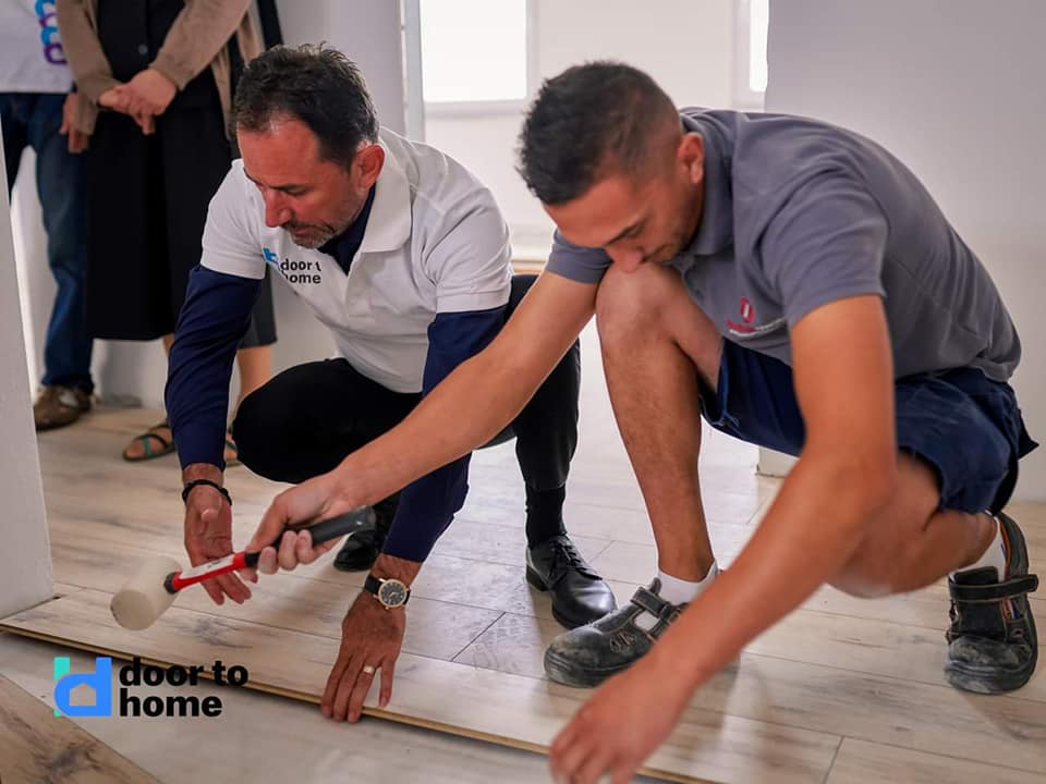 Viceprimarul Andronache, voluntar pe un şantier din Rădăuţi