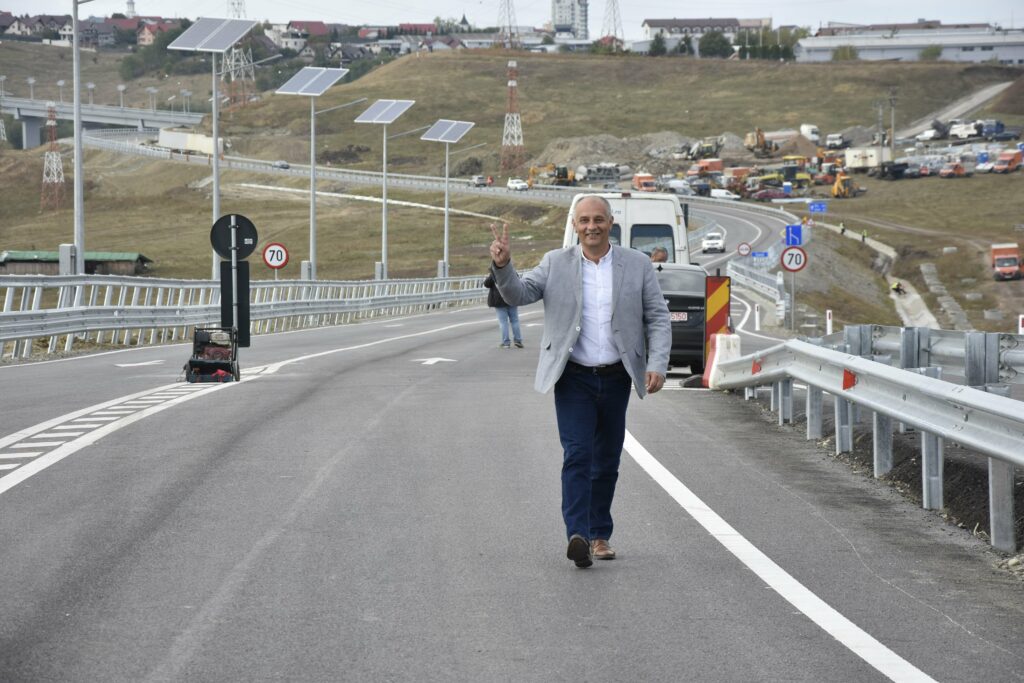 Gura deputatului Băişanu a vorbit fără el