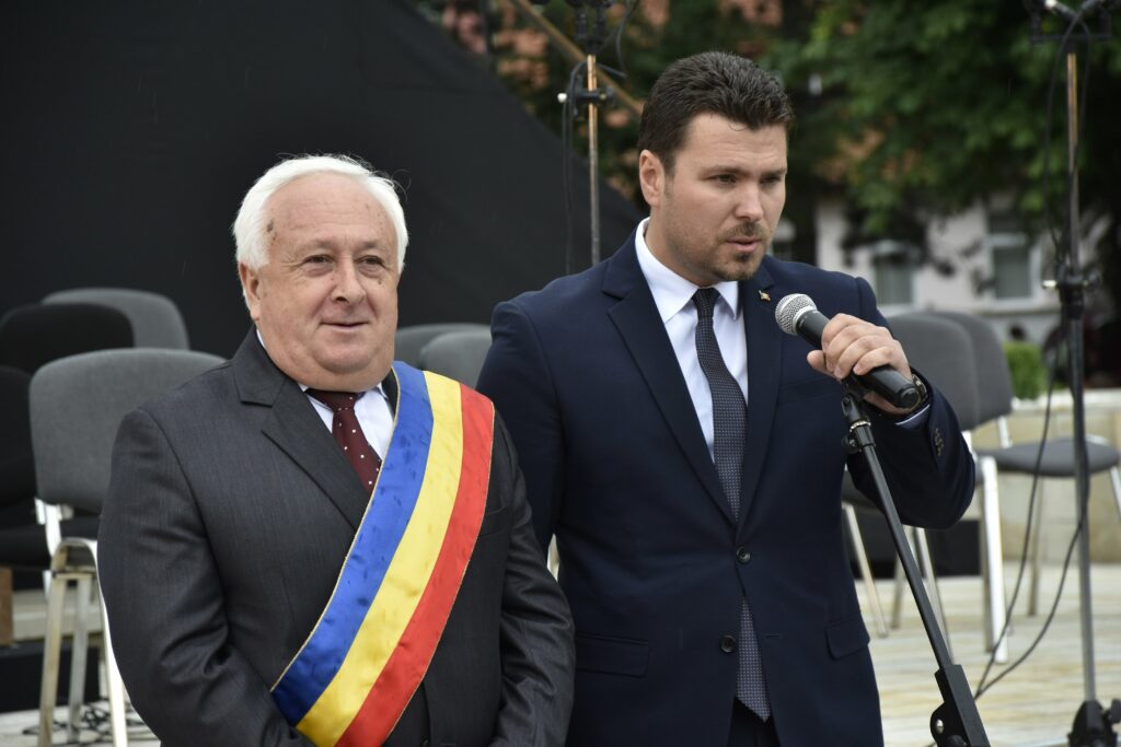 Bogdan Loghin şi-a pierdut mandatul de viceprimar al Rădăuţilor