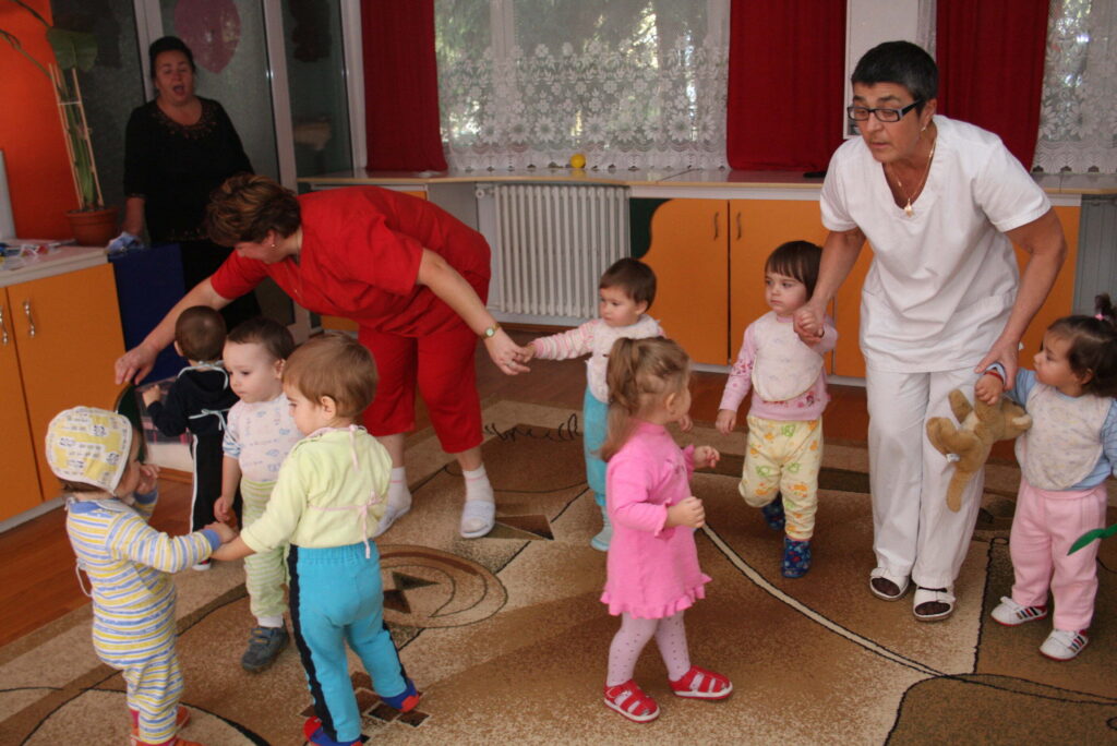 5 copii bolnavi, singura creşă din Suceava închisă 3 zile