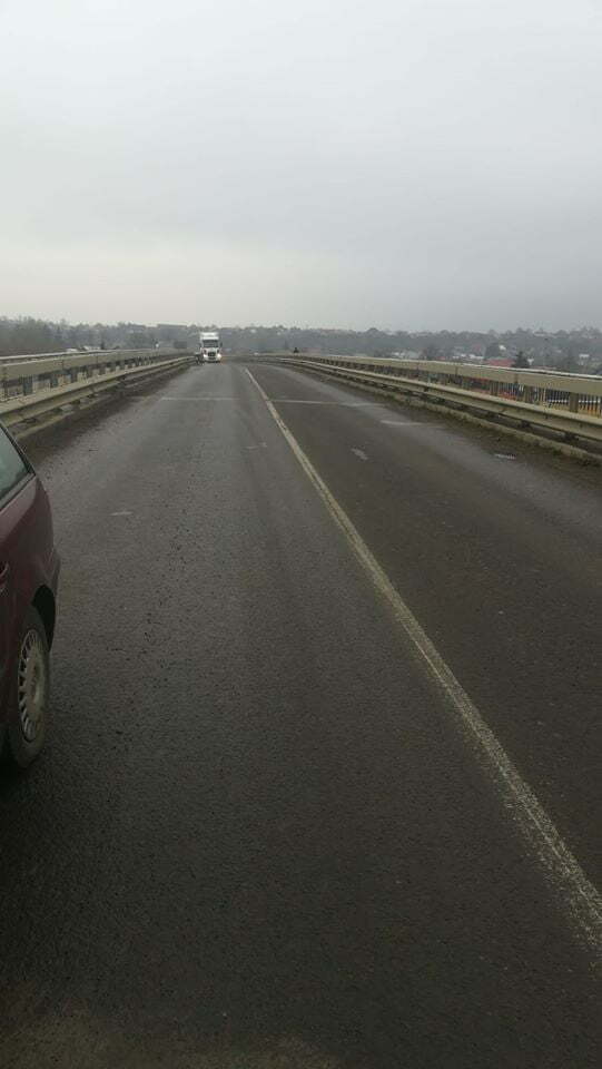 Restricţiile de circulaţie de la podul din Dorneşti, ridicate