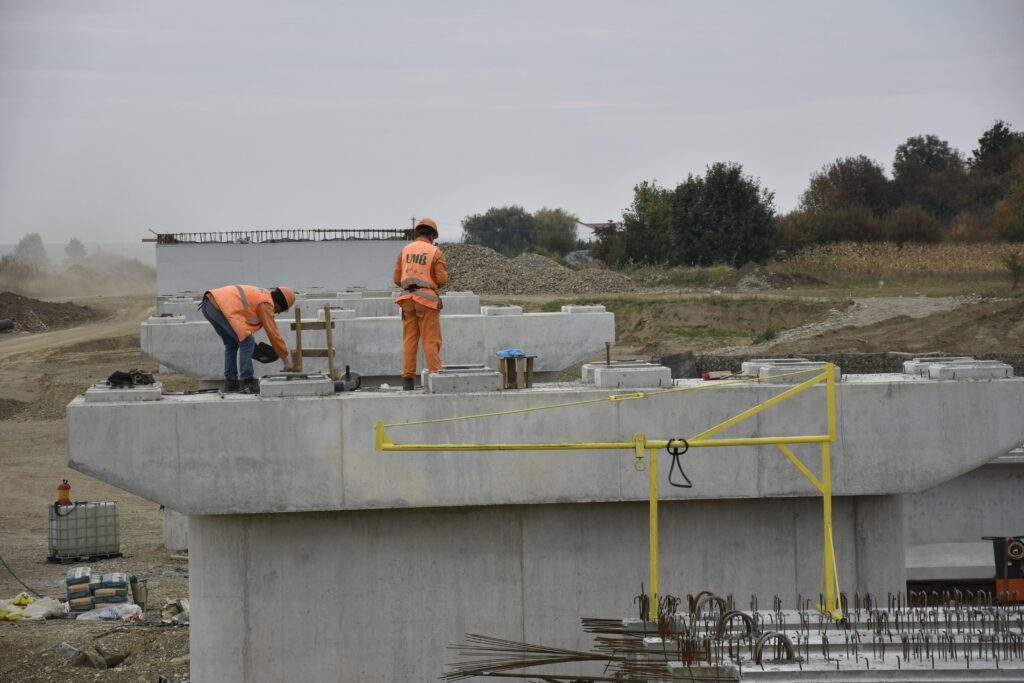 Lucrări pe şoseaua de centură a Rădăuţilor