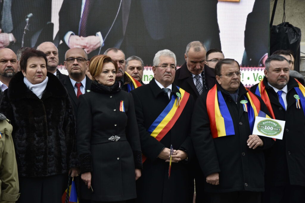 Hei, partidelor, nu vă mai prostiţi atîta!