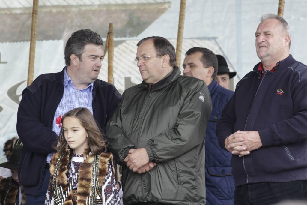 Nechifor şi Flutur, schimburi de sms-uri de Crăciun