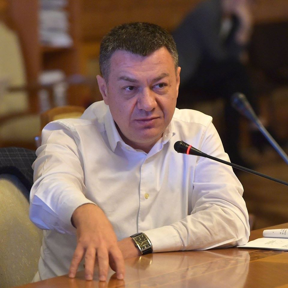 Ministrul Gheorghiu dă asigurări că nu se vor raţionaliza alimentele