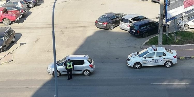 Dar cu părinţii bătrîni, bolnavi şi singuri ce ne facem?