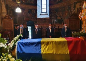 Conducerea primăriei, la căpătîiul Înaltului Pimen