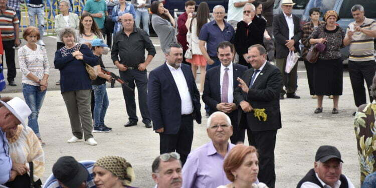 Liberalii suceveni, un exemplu pentru Orban