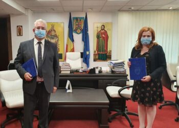 Contractul pentru 17 autobuze, semnat