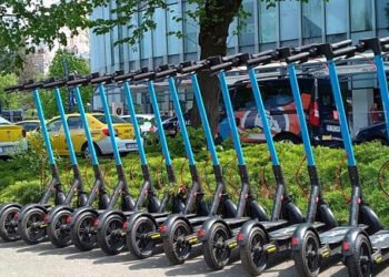 85% dintre suceveni, de acord cu introducerea trotinetelor