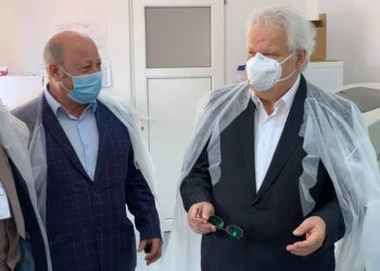 Dornenii întreabă, primarul trebuie să răspundă