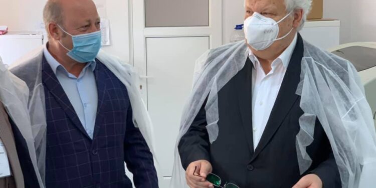 Dornenii întreabă, primarul trebuie să răspundă
