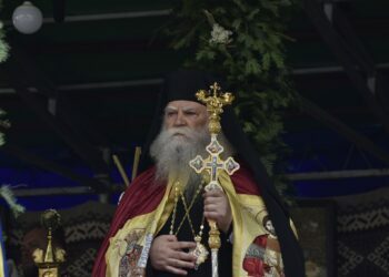 Noul arhiepiscop și preoții-contrabandiști