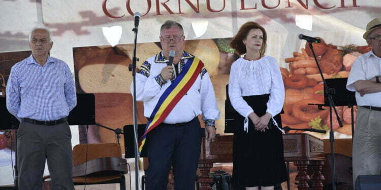 Cornu Luncii: Dotări pentru căminele culturale