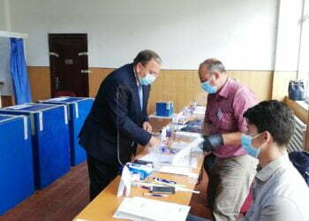 Flutur, reales cu 106.788 de voturi