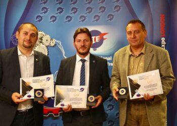 Platină și aur pentru USV la un salon de inventică