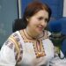 Profesoara Matei: Nu e ușor să urmărești 6 ore cursurile pe telefon