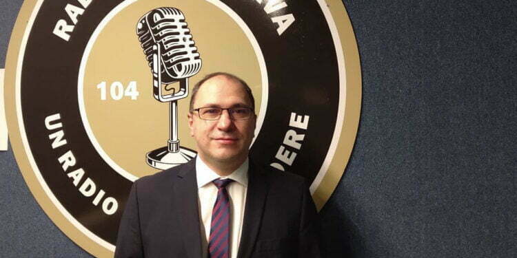 Dimian: Împărțirea clasei în două, în detrimentul educației