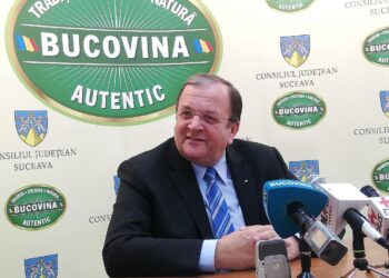 Flutur: Guvernanții iau în calcul redeschiderea școlilor