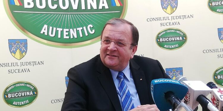 Flutur: Guvernanții iau în calcul redeschiderea școlilor