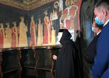 Nu și-a luat nasul la purtare, a rămas ministru