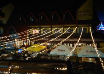 Turiști din București, Constanța și Ploiești, la Putna