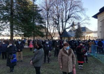 Distanță mare între Suceava și Constanța