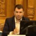 Una e să critici de pe margine, alta e să fii ministru