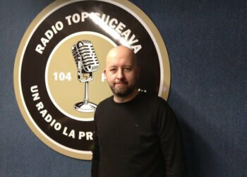 Dr. Andrei Costea: Prea mult telefon, probleme cu spatele pentru copii