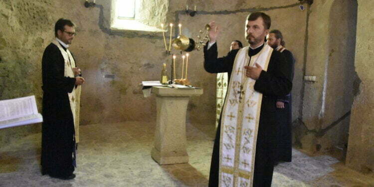 Slujbă de pomenire a victimelor virusului