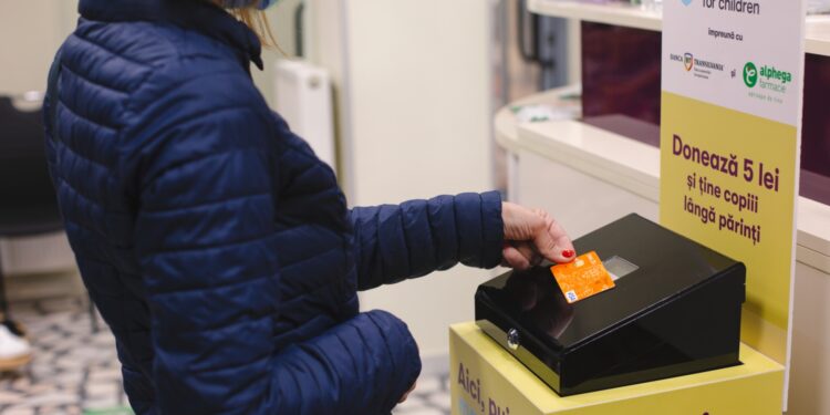 5 lei, pentru a ține copiii aproape de familie