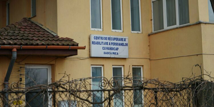 Donație de la Rotary Club Suceava Cetate pentru Centrul de Recuperare și Reabilitare Neuropsihiatrică (CRRN) Sasca Mică