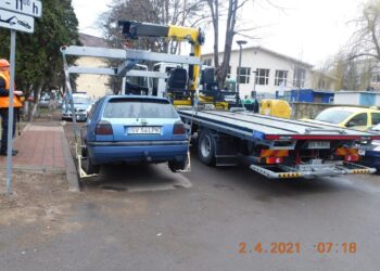 Mașinile care blochează buncărele, ridicate