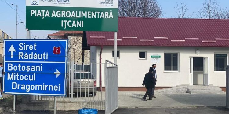 Piața Ițcani, redeschisă