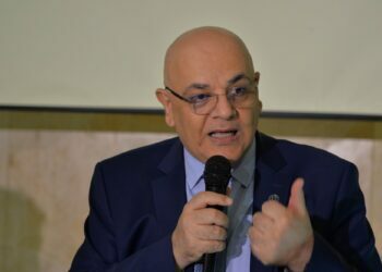 Raed Arafat, la vaccinare, la invitația prefectului Cimpoeșu