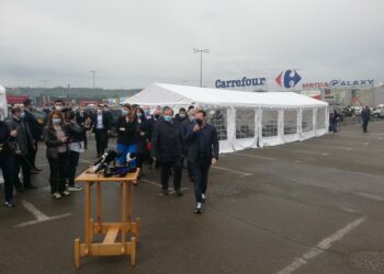 Managerii spitalelor sucevene, felicitați de premierul Cîțu